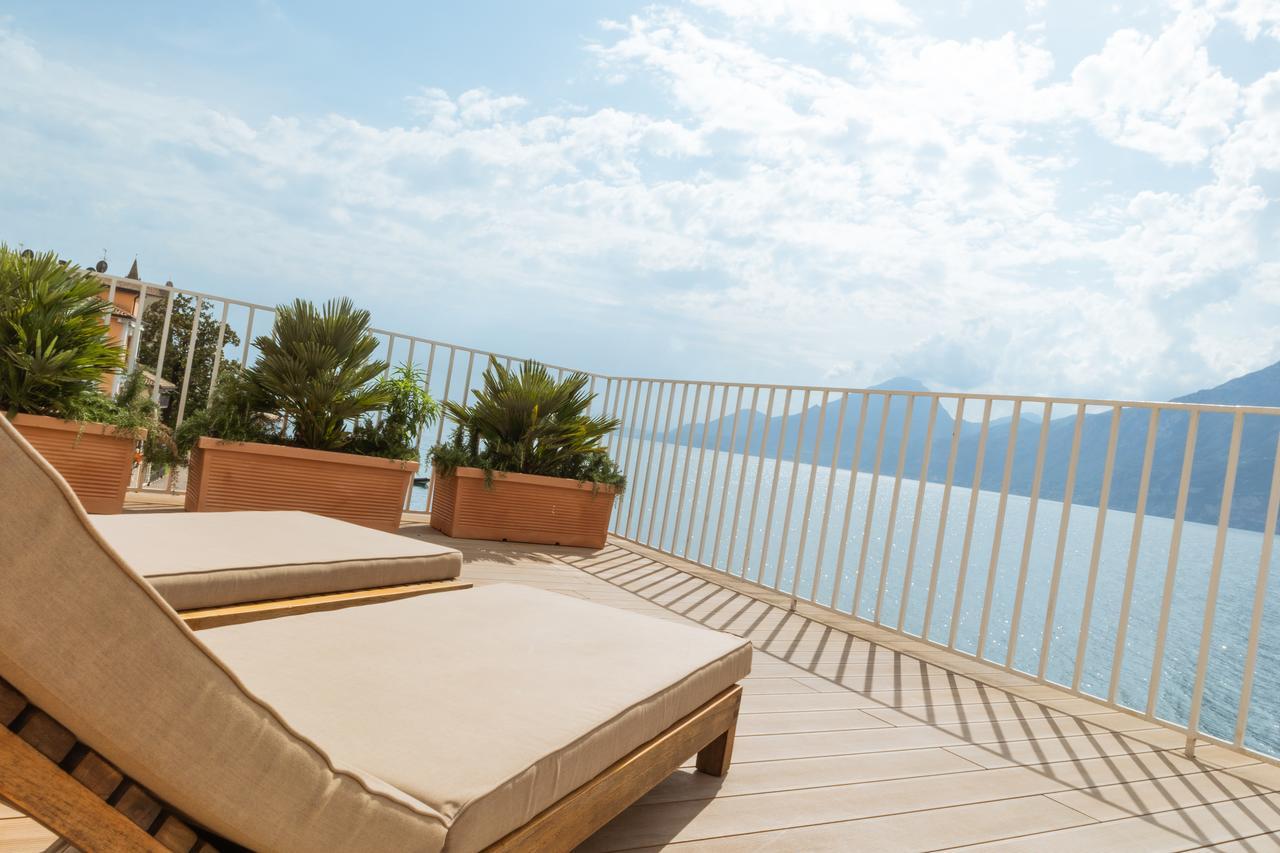 Kite & Lounge Hotel Club Da Baia Brenzone sul Garda Exterior photo