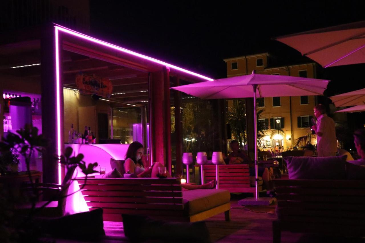 Kite & Lounge Hotel Club Da Baia Brenzone sul Garda Exterior photo