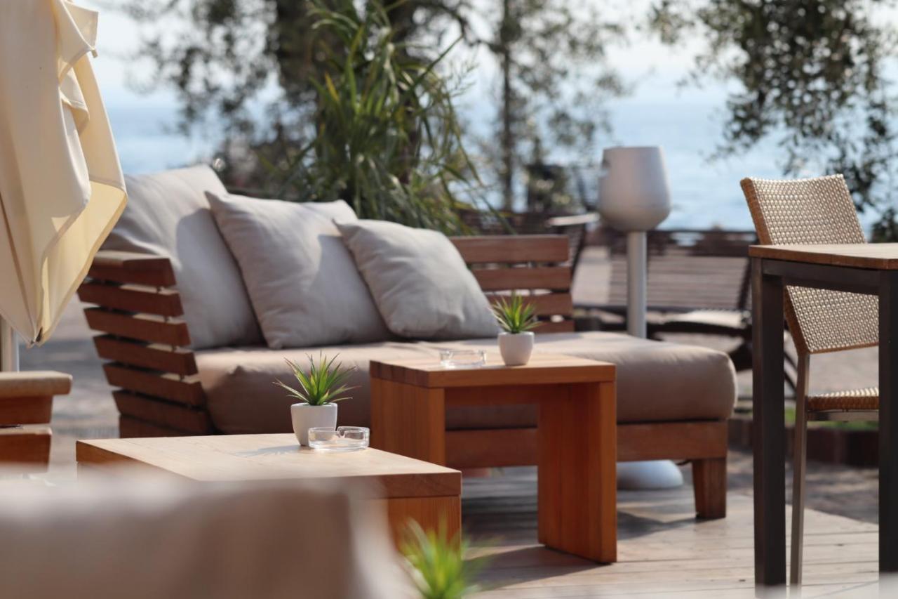 Kite & Lounge Hotel Club Da Baia Brenzone sul Garda Exterior photo